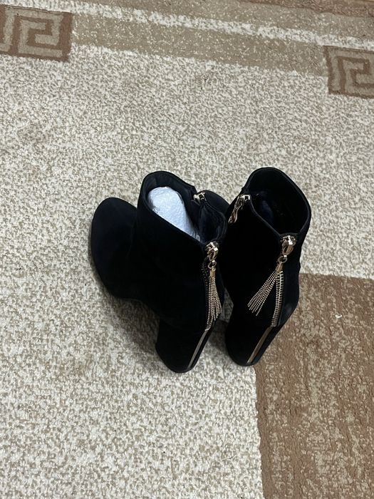 Ботинки каблук высокий