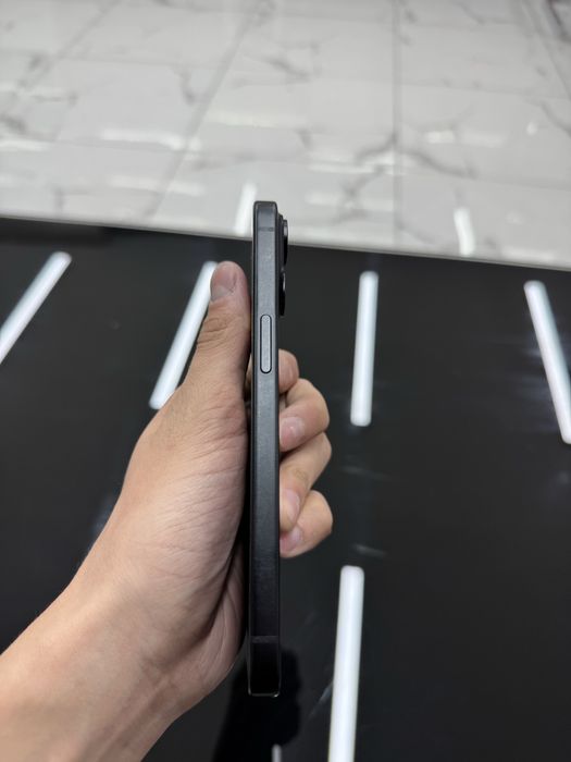 iPhone 15 | 256gb | Черный