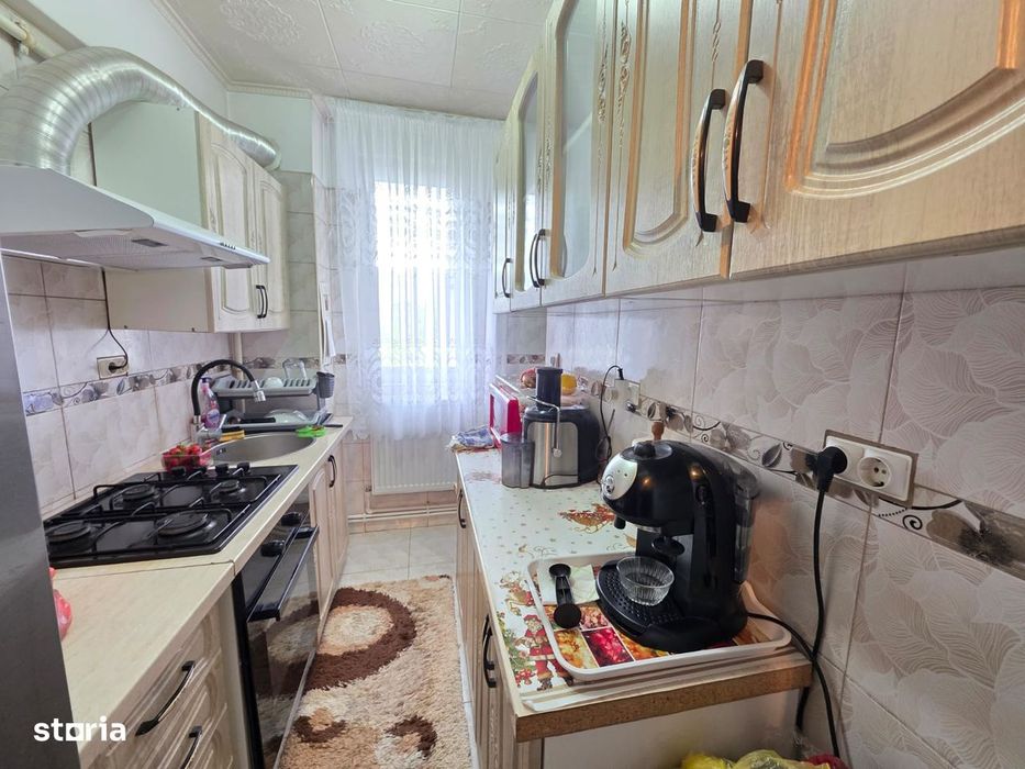 3 camere, decomandat, zonă liniștită, mobilat și utilat, renovat 2020