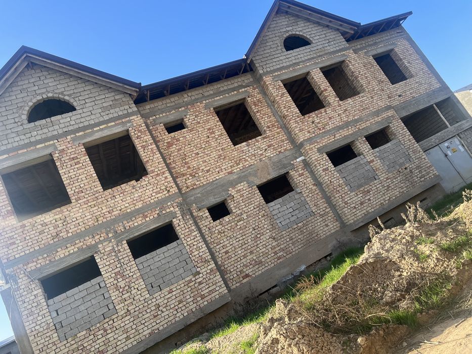 Мехнат 5 сотик ерга тайер  каробка! канализация кирган