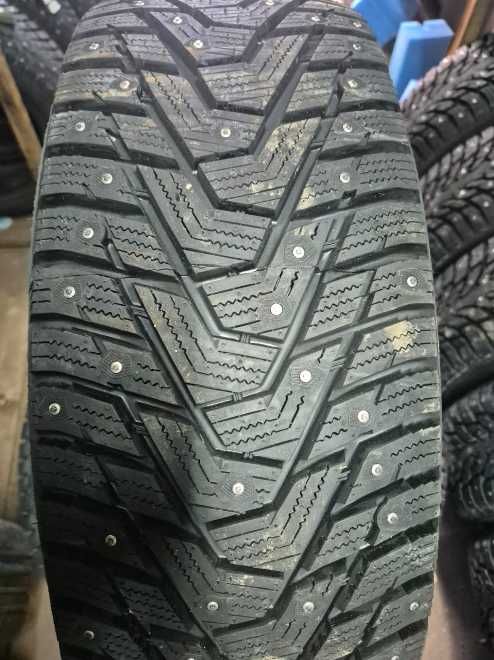 235/65R17 Winter i* Pike X 108T Hankook.