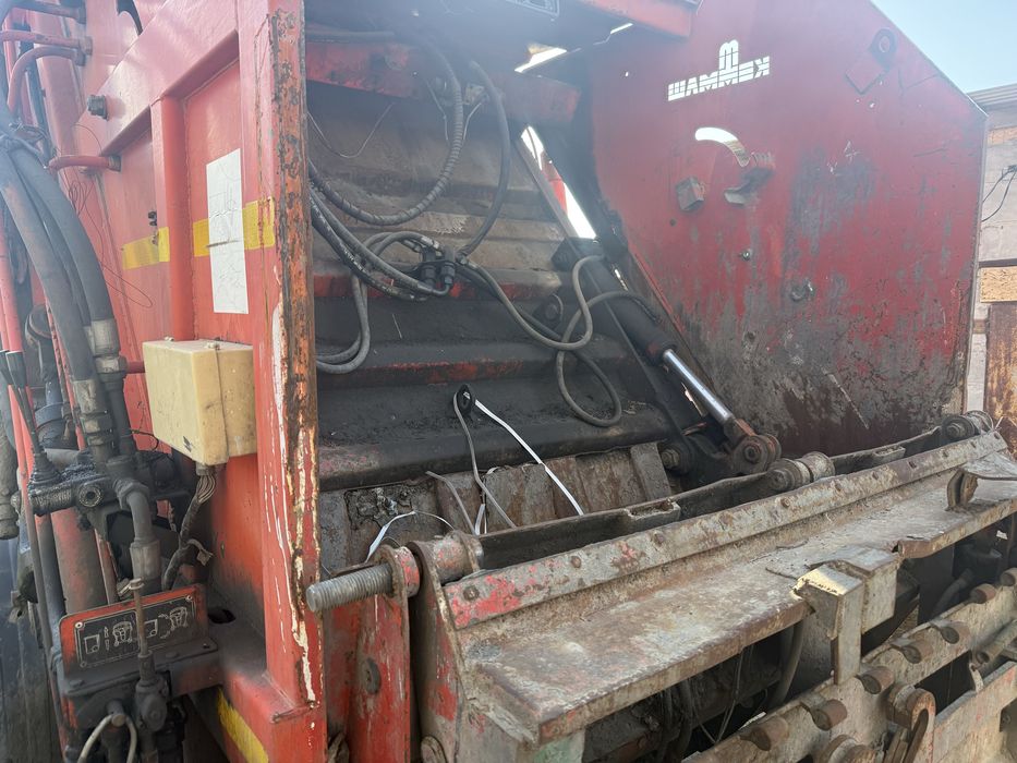 Мусоровоз маз зубренок