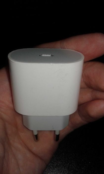 зарядка на Iphone оригинал