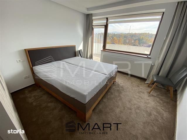 Vila de lux 5 camere +1500mp teren Cisnadie