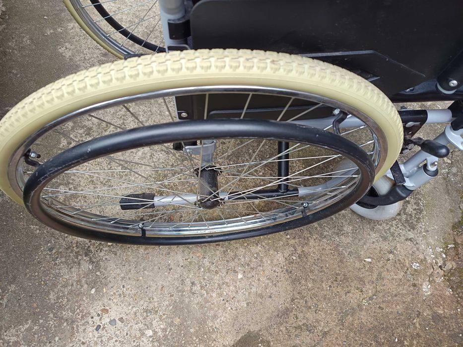 Рингова инвалидна количка