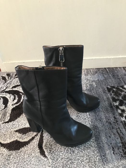 Продам ботильоны в идеальном состоянии