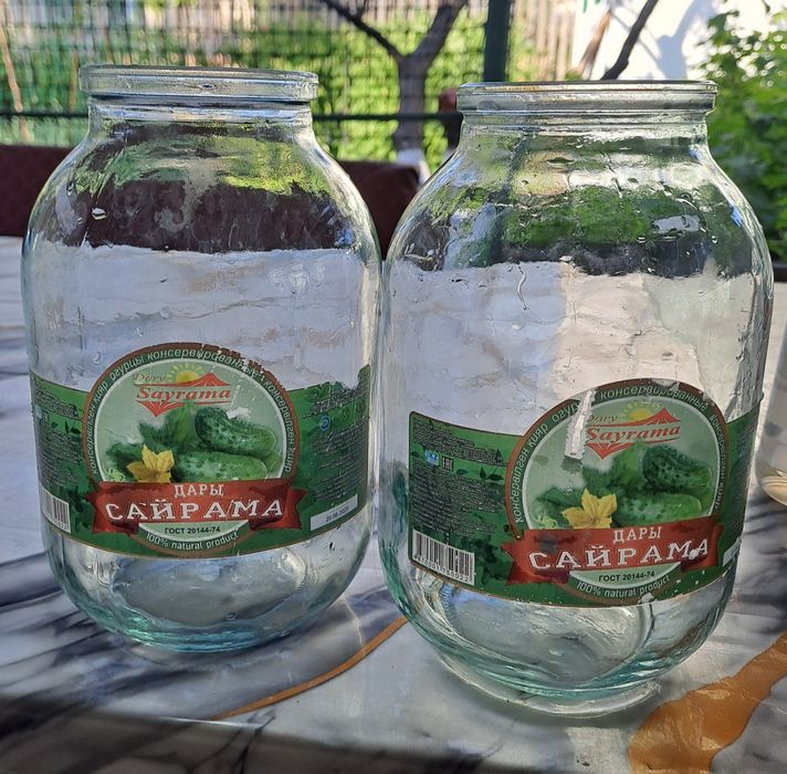 Продам банки 2х, 3х литр.