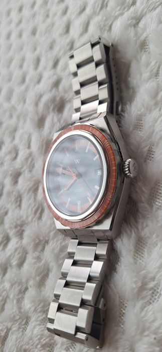 Nou! Automatic, diver. Ceas cu Seiko NH35A.