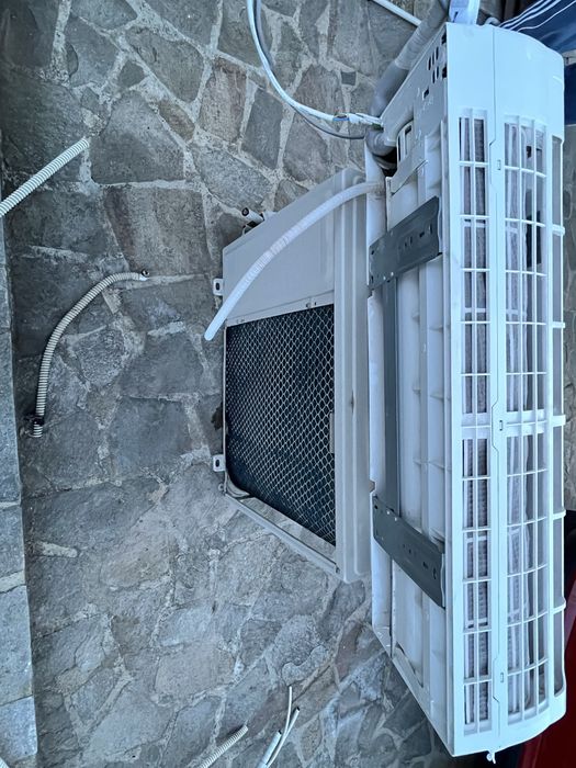 Климатик Midea MSR-18HRN1