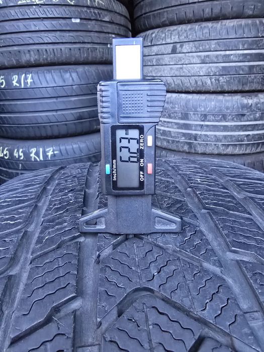 2 Anvelope Pirelli Scorpion 315 35 R21 (M/S ) RUN-FLAT impecabile,