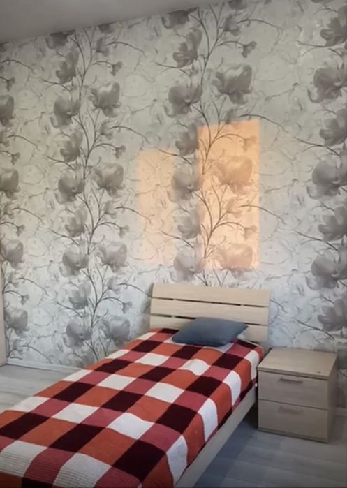 Продам шкаф, кровать, тумба