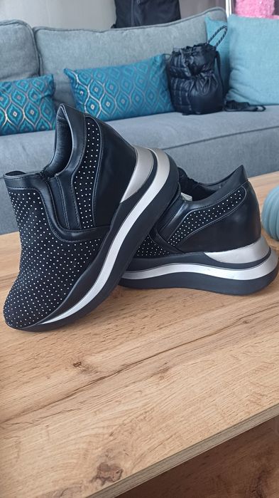 Дамски маратонки