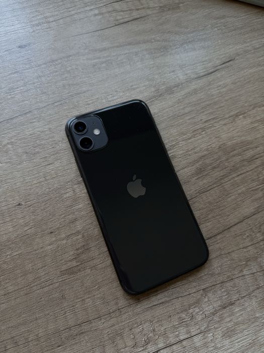 Продам iPhone 11