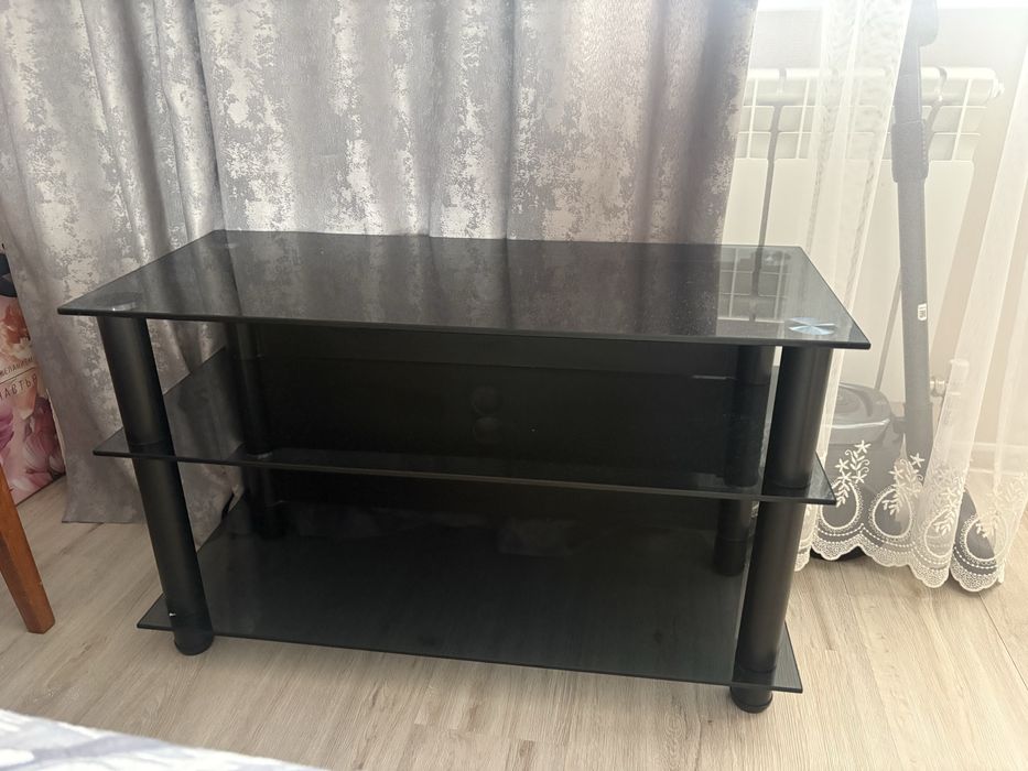 Тумбочка под телевизор