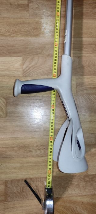 Продаются костыли.