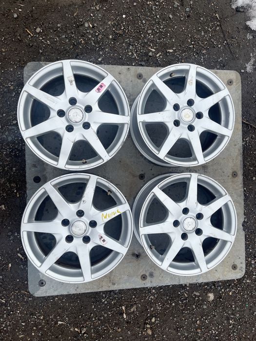 Диски r16 в отличном состоянии 5x114.3