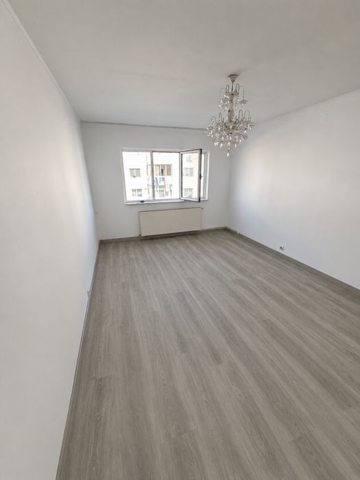 Apartament 2 camere decomandat, etaj 1, Mărăcineni, Argeș
