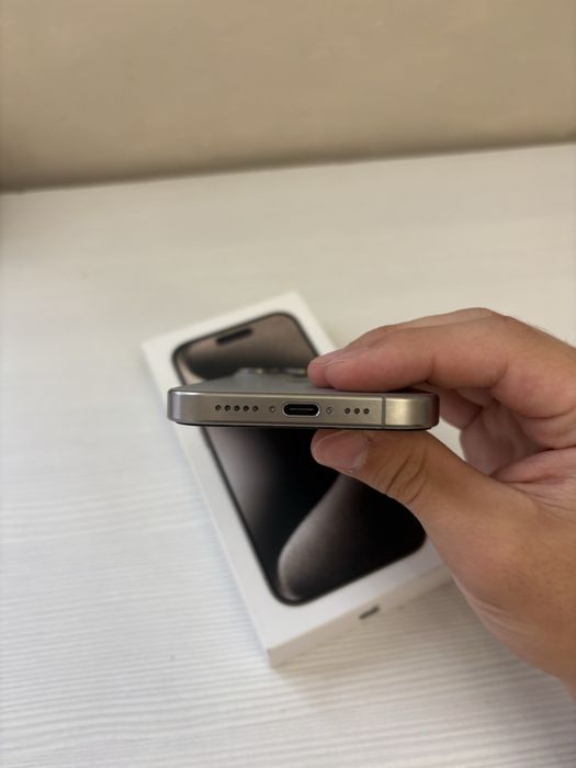 Iphone 15 pro Natural titan 128gb