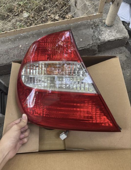 Фара от камри 30