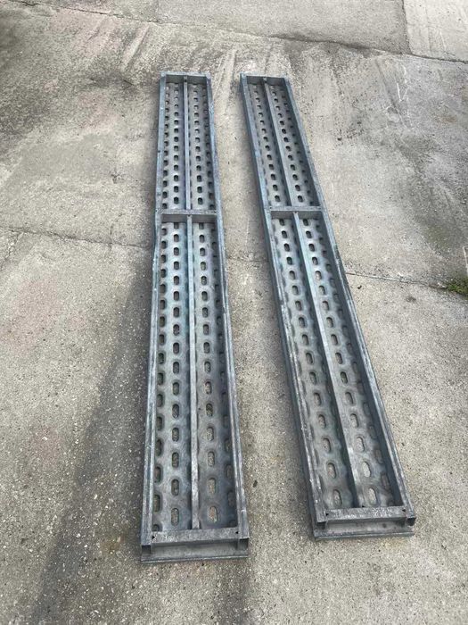 Стоманени пътеки/ рампи 2.5м / 30см