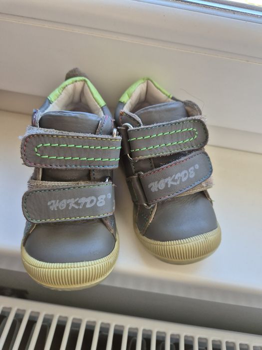 Papuci bebe 18-19-20