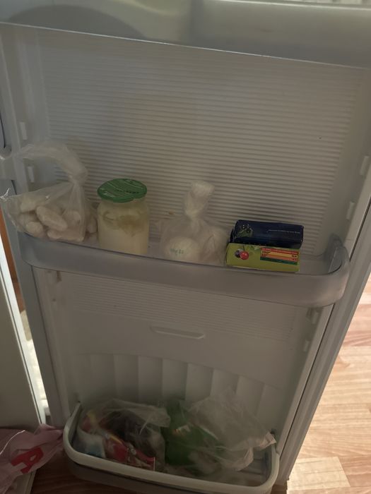 Продам холодильник. Б/у.