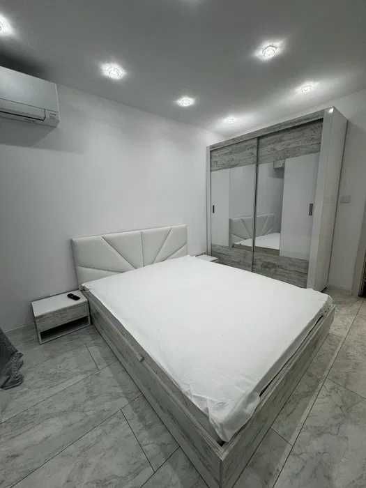 Тристаен апартамент - Красно село