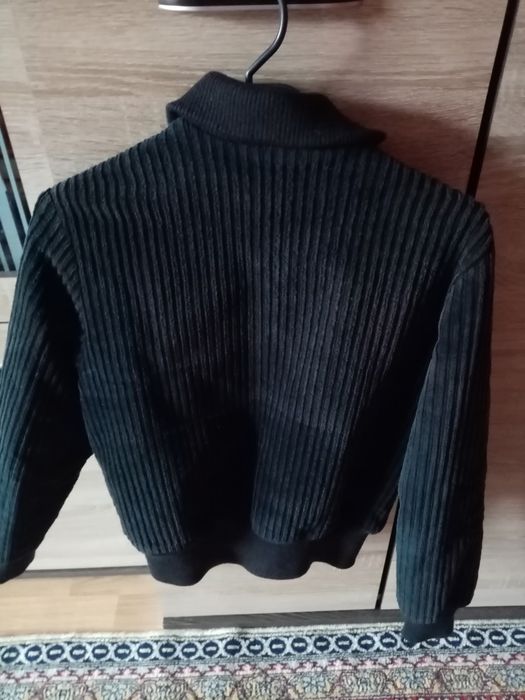 Дамско яке черено