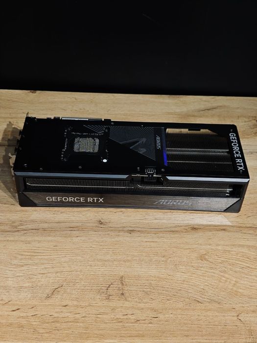 RTX 5090 Gigabyte aorus master