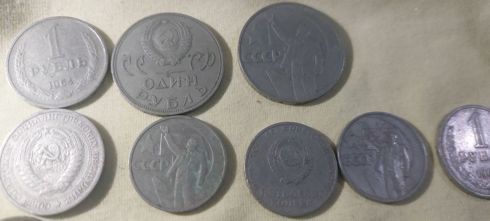 Эски пуллар танггалар