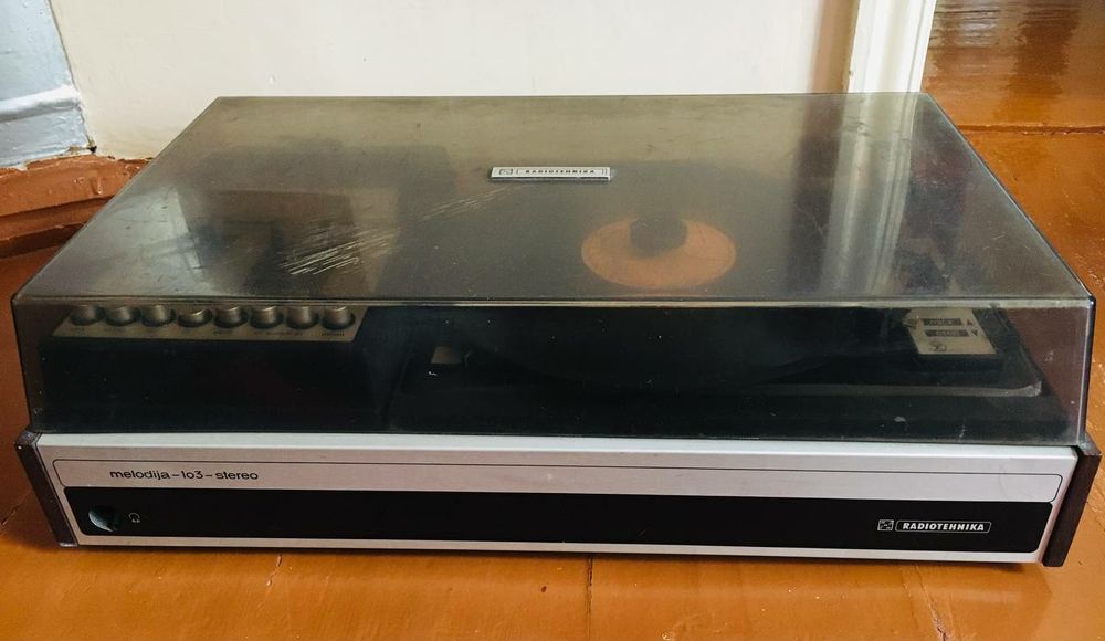 Проигрыватель melodia 103