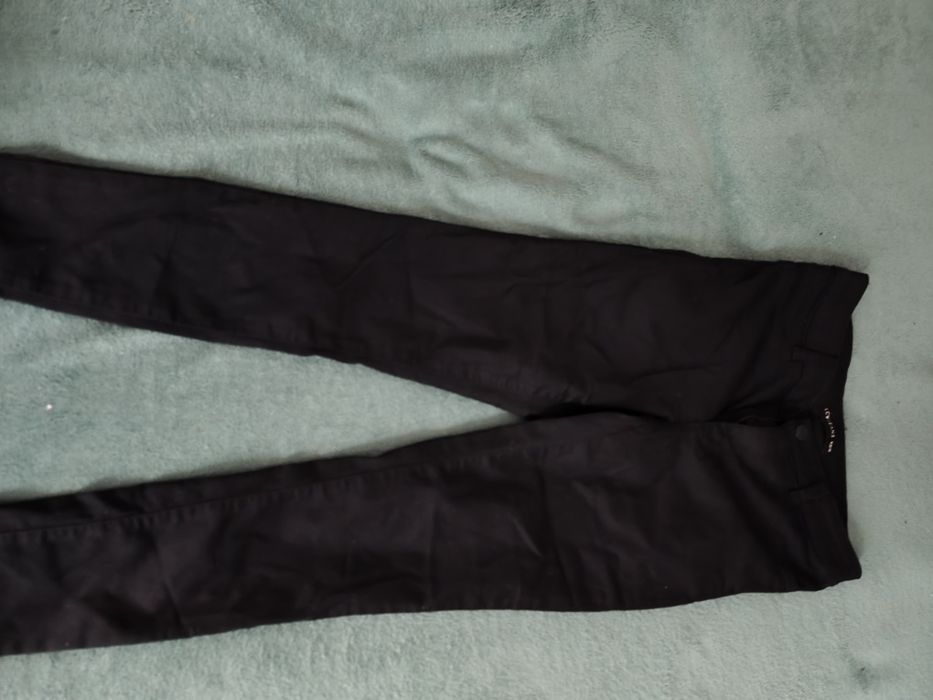 Pantaloni dama puțin elastici