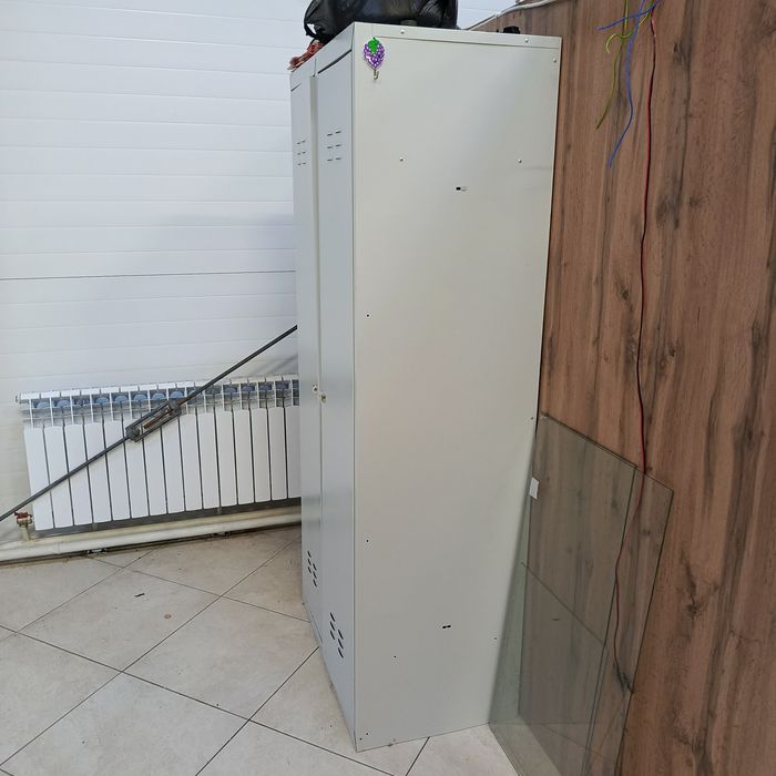 Шкаф металлический