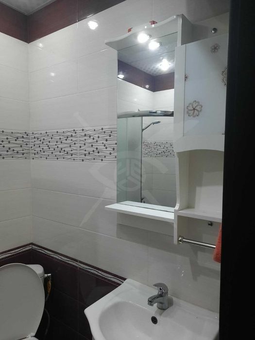 Продава се Тристаен апартамент в Пловдив, Южен - 70 кв.м за 1170 €/кв.м - Снимка #8