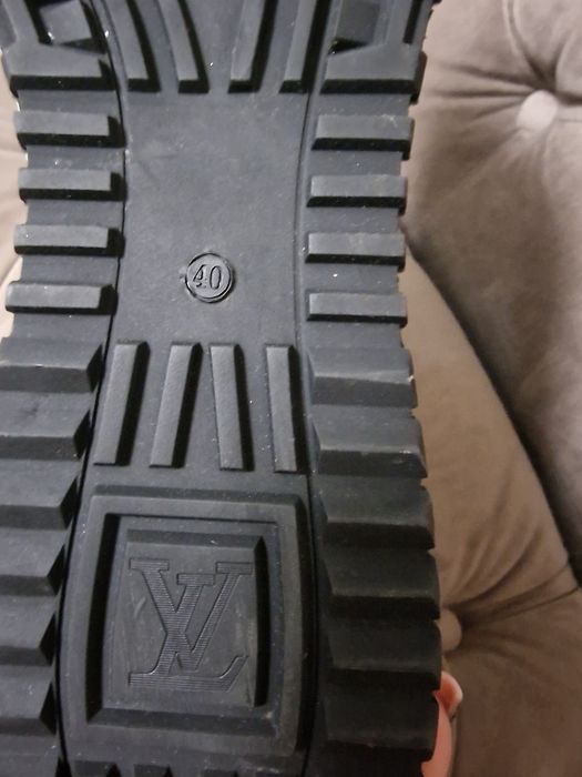Adidasi louis vuitton 40