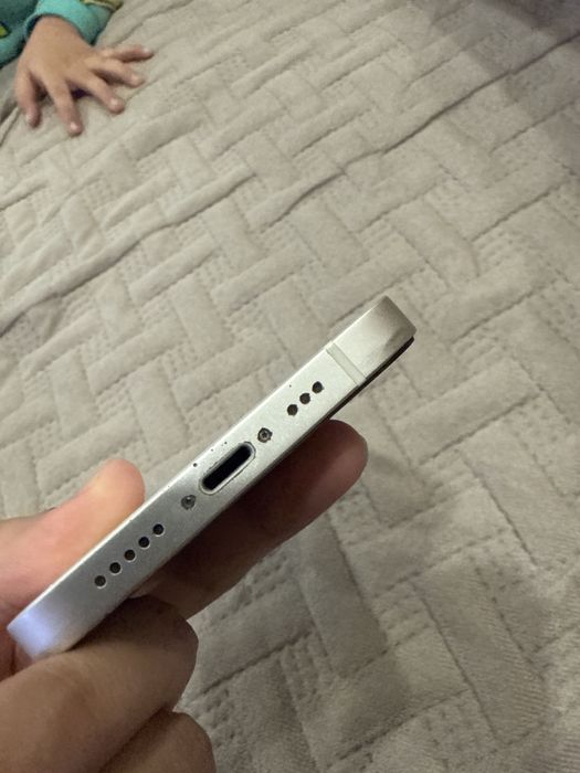 Продам iphone 12