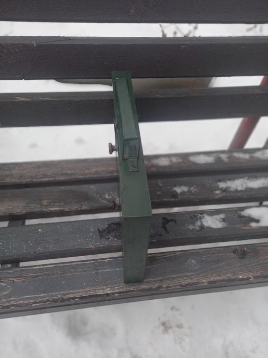 Металлический сейф чемодан