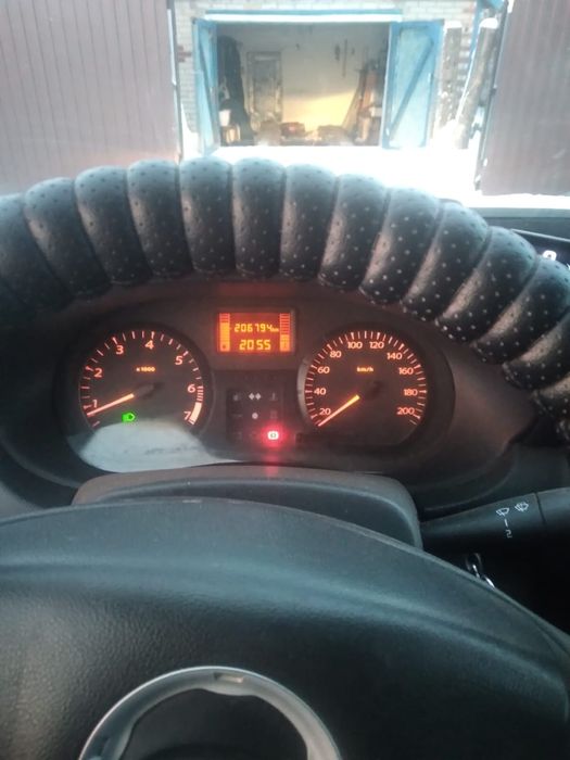 Продам Lada Largus