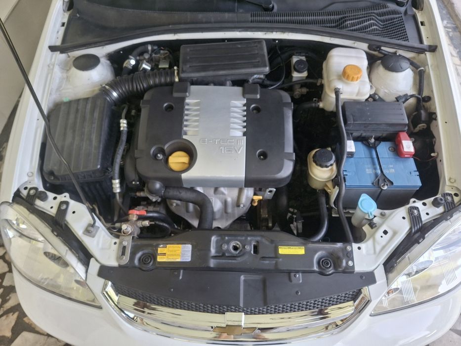 Chevrolet lasetti 1.8