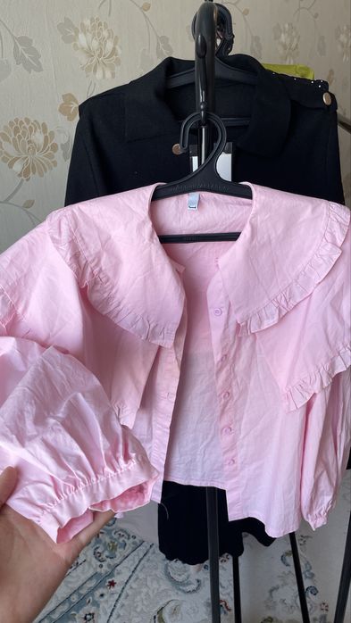 Рубашка с воротниками.