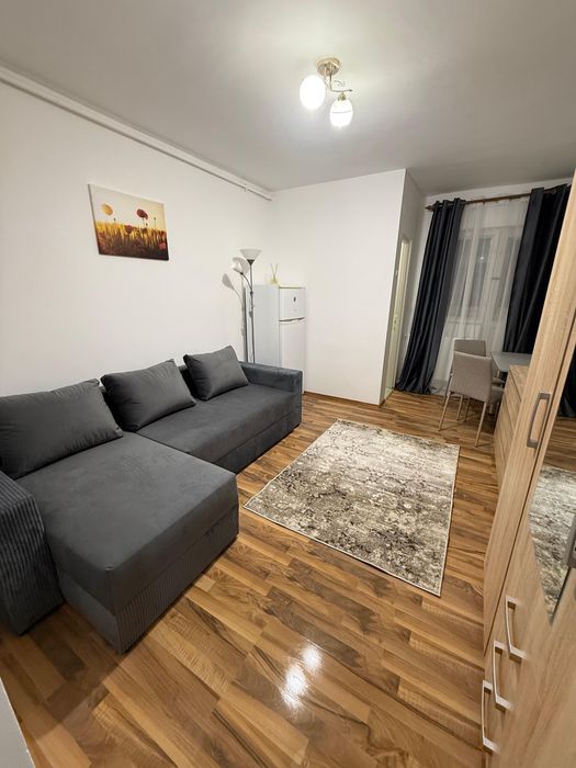 Garsoniera de inchiriat