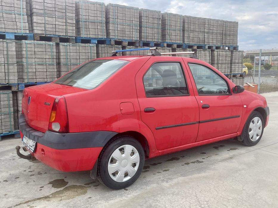Vând Dacia Logan din 2005 cu motor de 1.4 MPI 75 kW