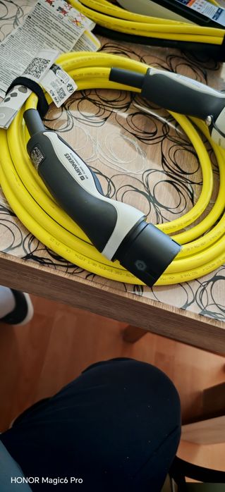 Vând stație încărcare BMW,AUDI,SKODA Volkswagen