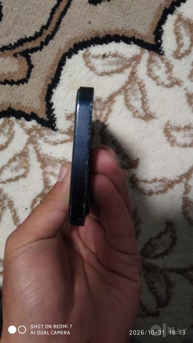 Iphone 12 qora rang