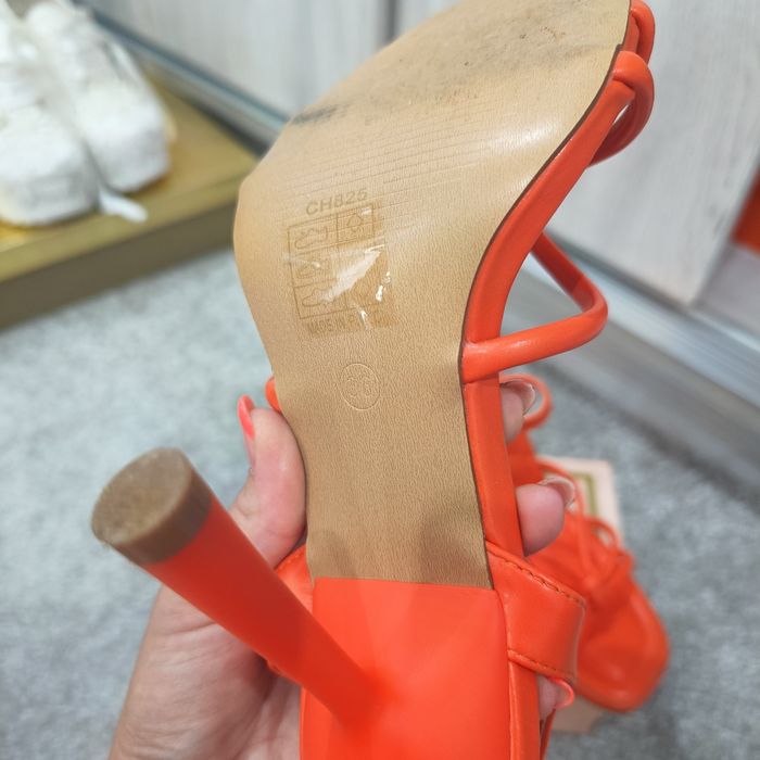 Обувки подходящи за повод