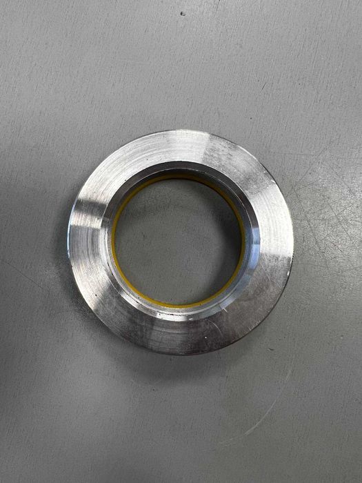 Гайка задна главина FORD TRANSIT 2006-   5036875 / 6C114254AC LH/RH