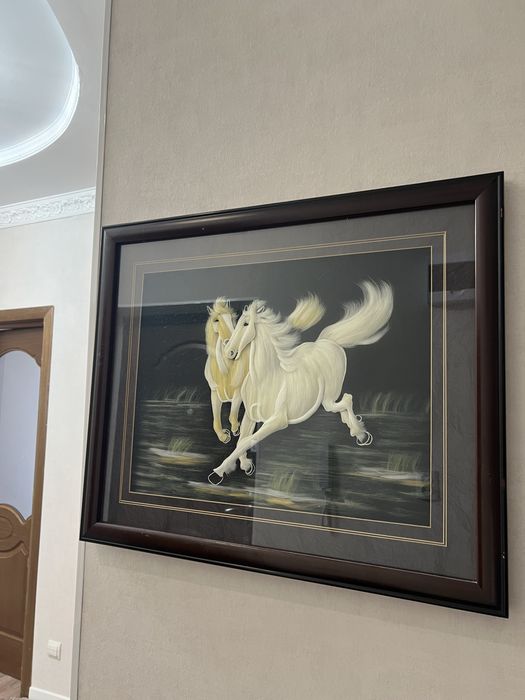 Продам картину лощадь