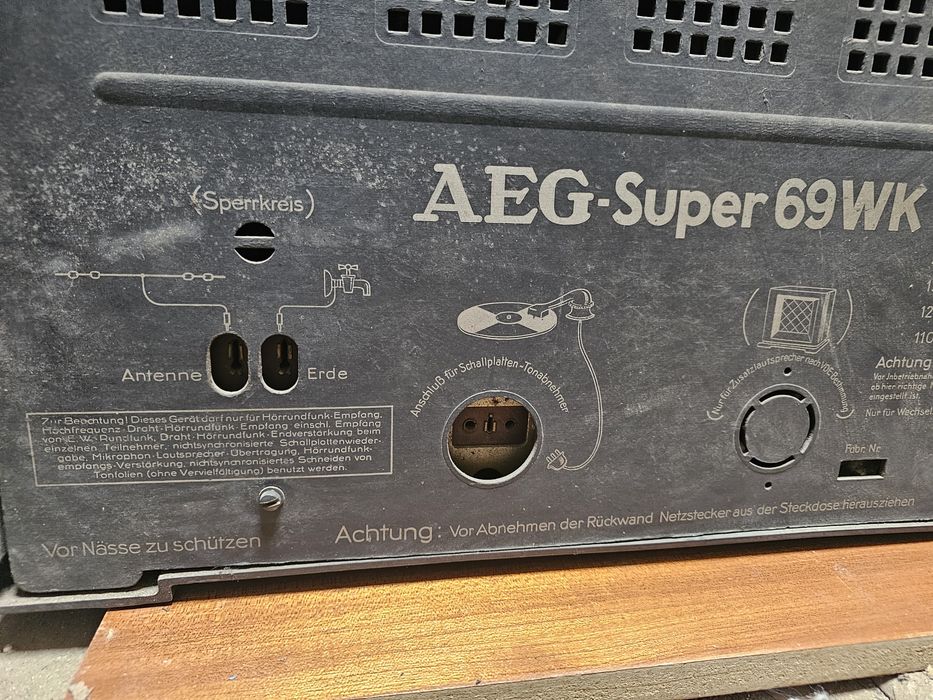 Старо радио AEG-Super  69WK