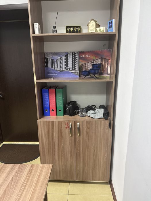 Продам офисную мебель