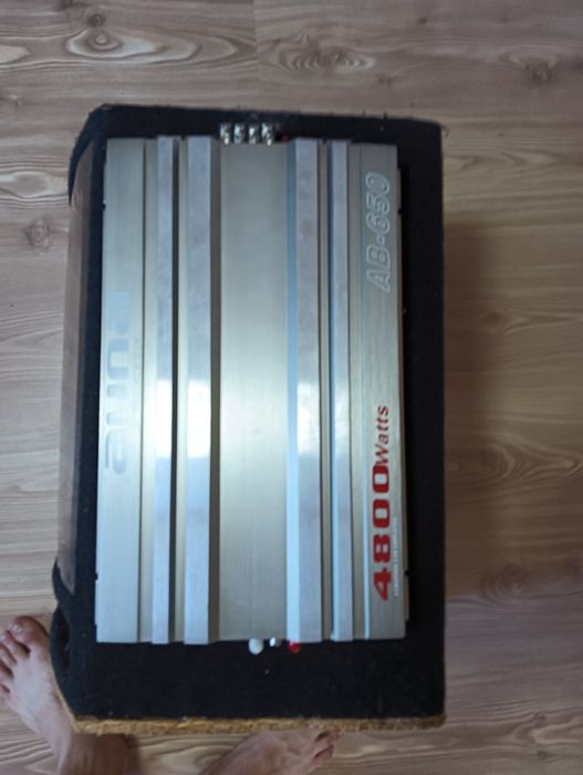 Vând amplificator auto auna